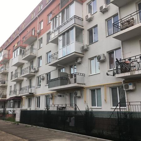 Квартира у моря, тихий район, все удобства, 200 м до пляжа, до центра города15 мин Одеса Екстер'єр фото