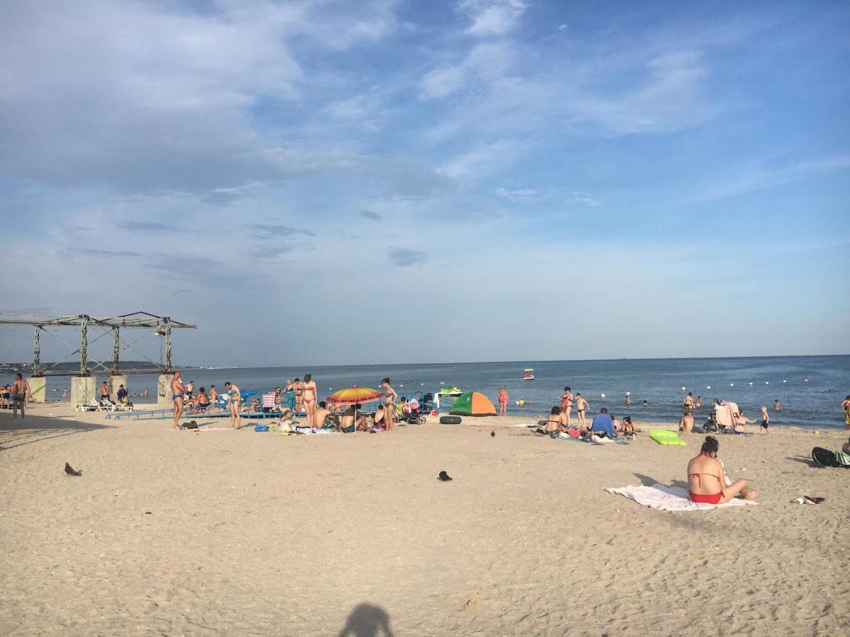 Квартира у моря, тихий район, все удобства, 200 м до пляжа, до центра города15 мин Одеса Екстер'єр фото